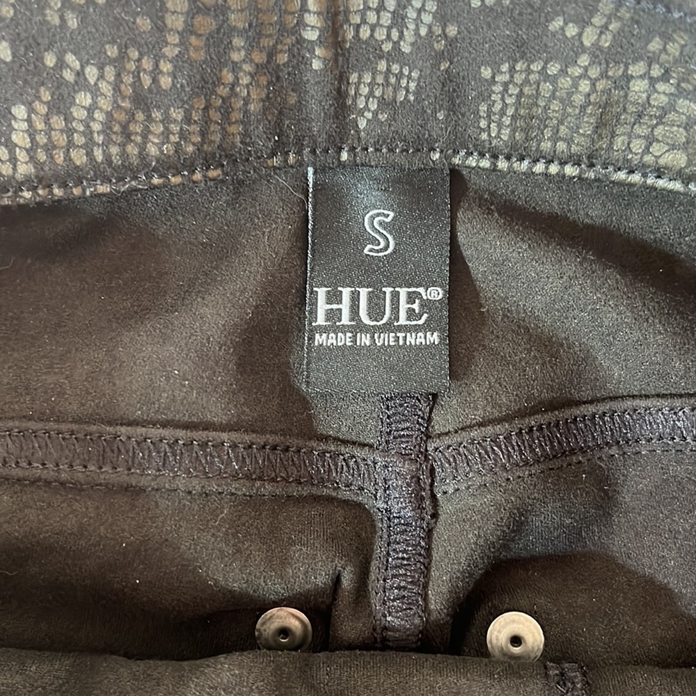 Hue Animal Print pants, Size small, In Excellent Condition, smoke free home - Picture 4 of 9